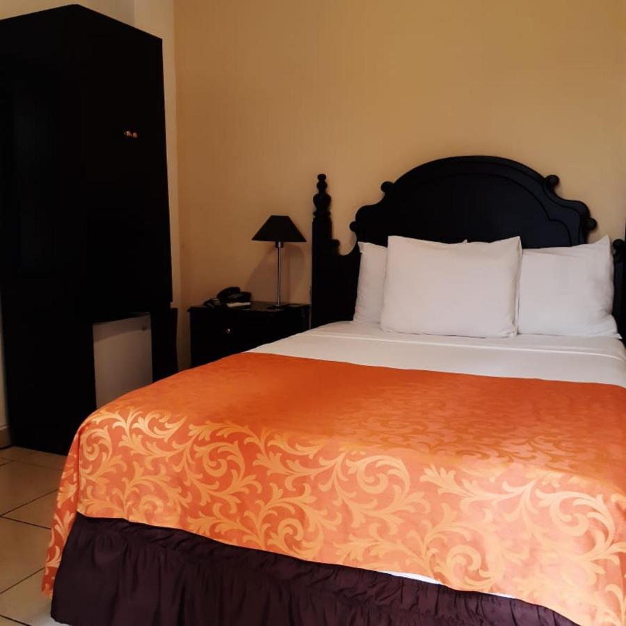 Hotel Villa Florencia Zona Rosa Σαν Σαλβαντόρ Εξωτερικό φωτογραφία